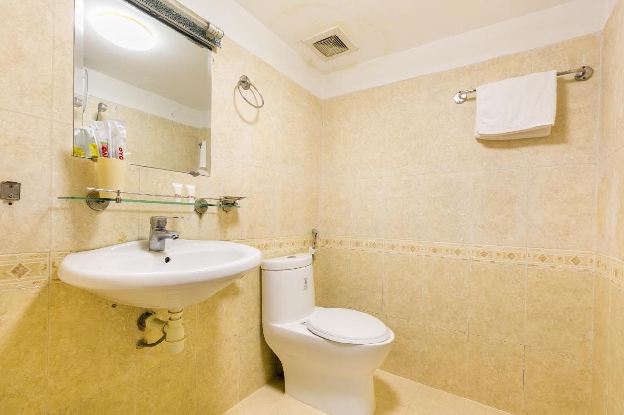 Hotel Oyo 568 Hoang Long Ho Chi Minh City
