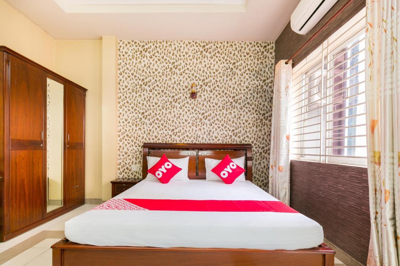 Hotel Oyo 568 Hoang Long 2*