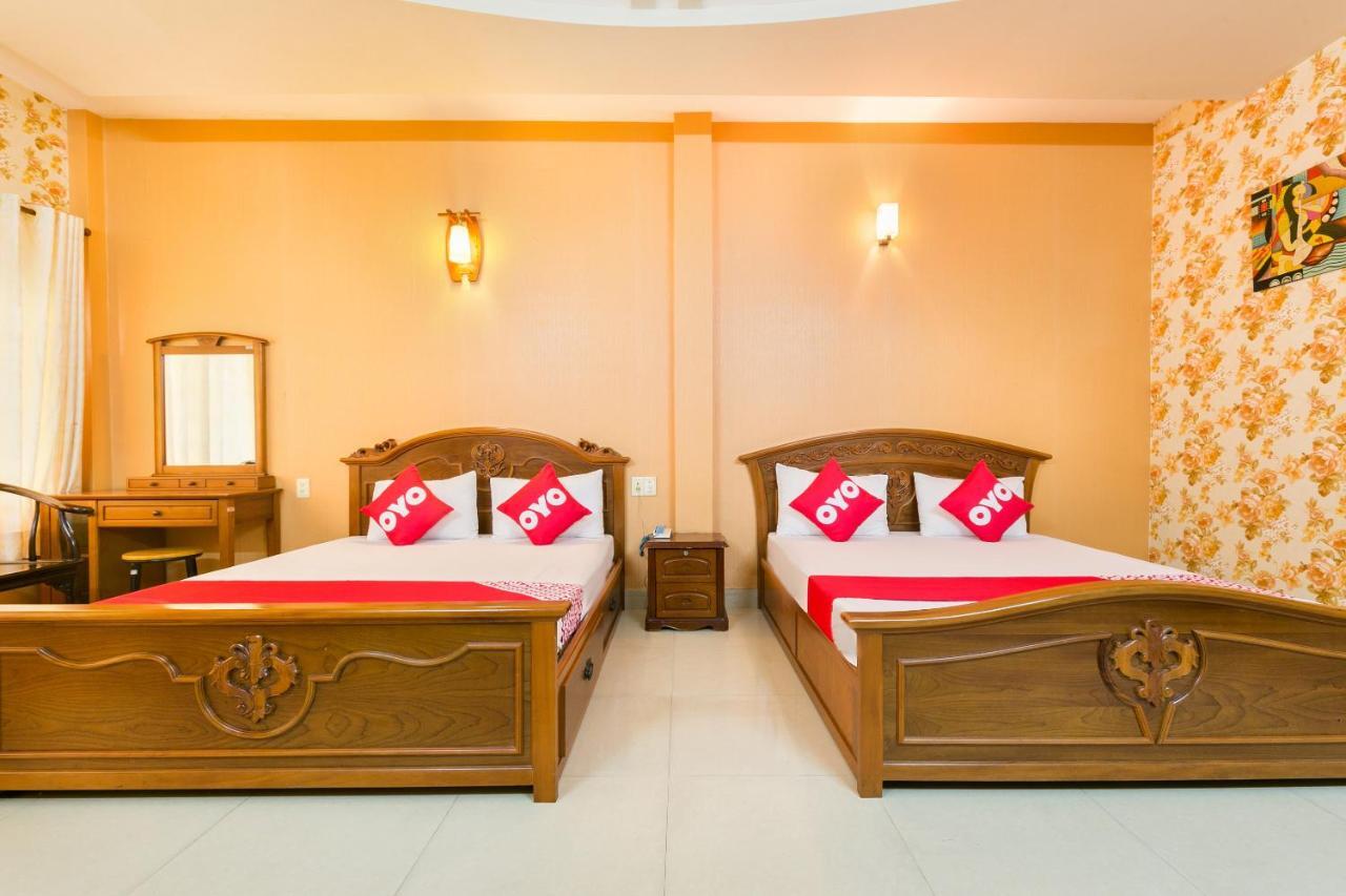 Hotel Oyo 568 Hoang Long 2*